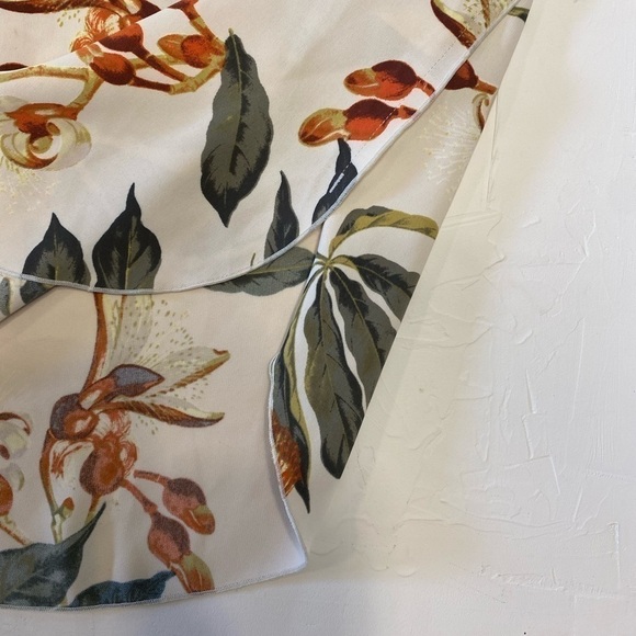 BABATON Adelard Floral Sleeveless Blouse - Picture 6 of 11